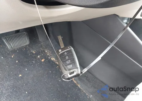 2019 Hyundai Accent Se z USA, uszkodzony, nr VIN 3KPC24A3XKE065567